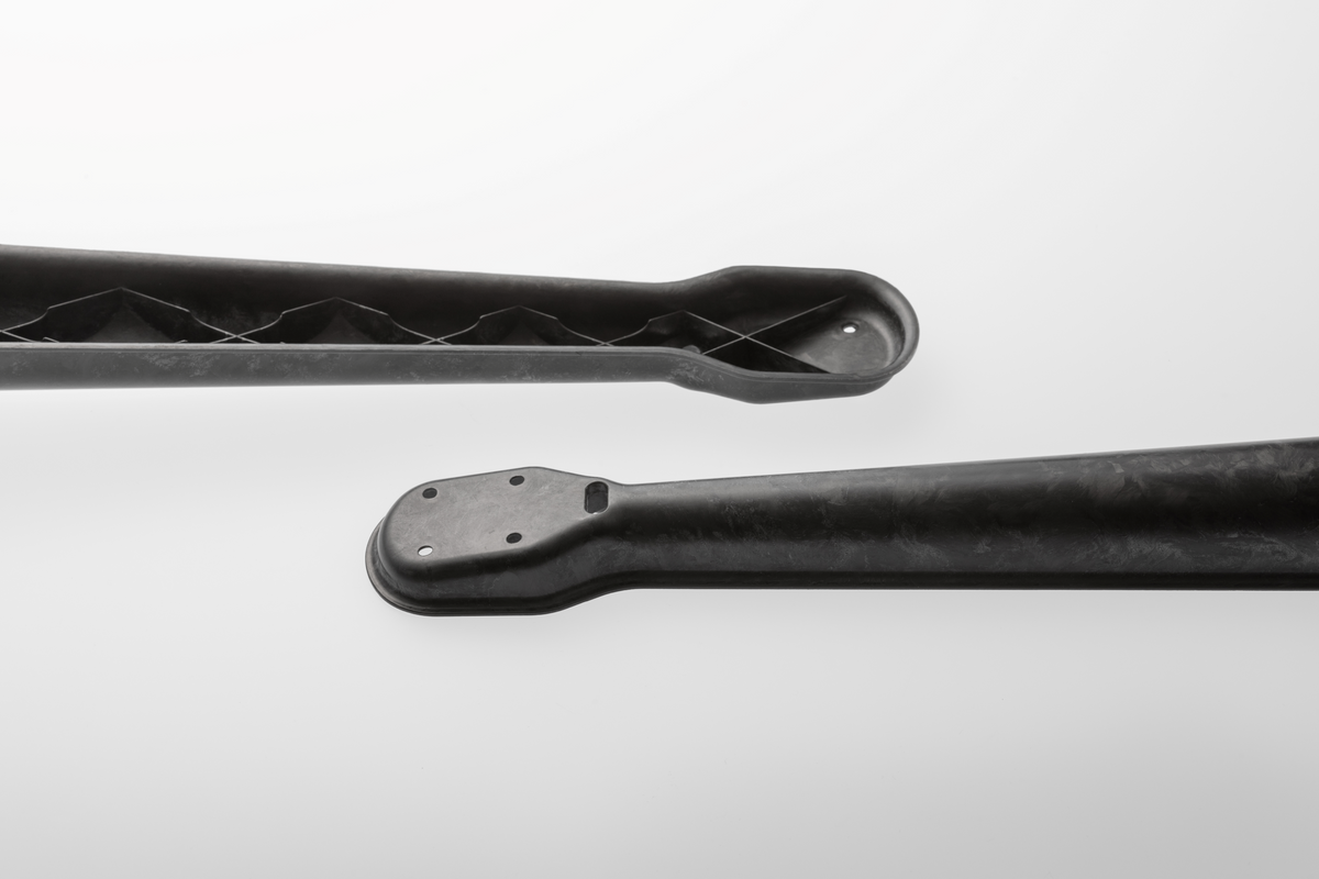TAFNEX™ is a cutting-edge thermoplastic carbon fiber material that is both easily recyclable and lightweight. Drone arm